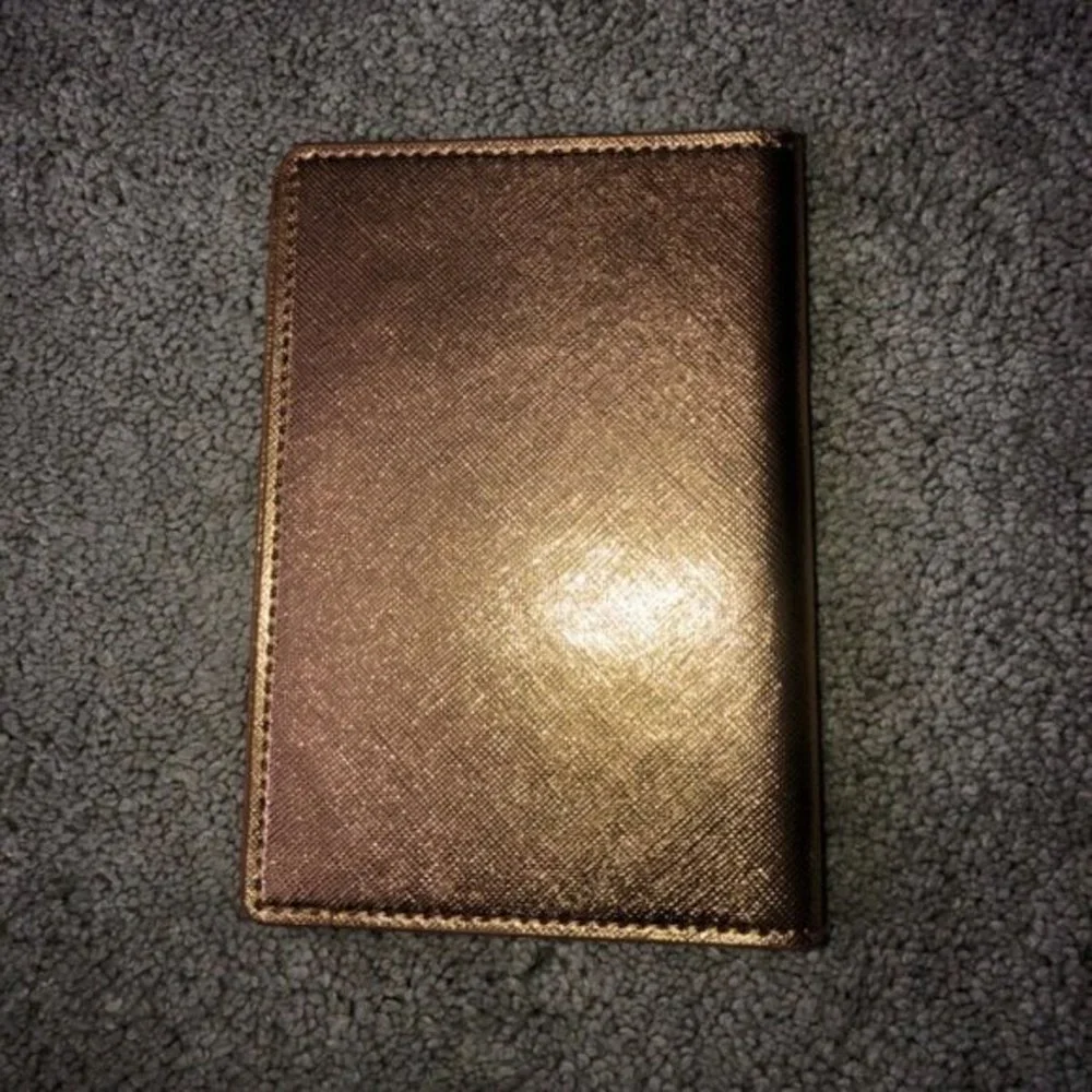 Elton John Farewell Yellow Brick‎ Road Final Tour Passport Wallet